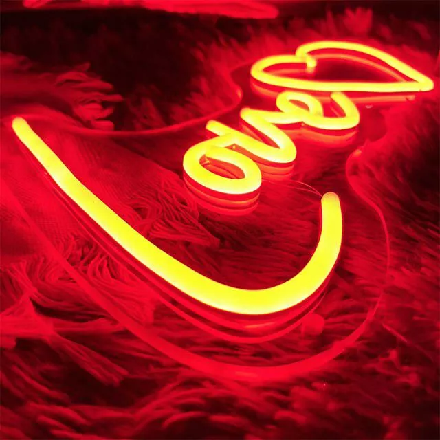 Sf63010cd06384430af0db9eb67da03788.jpg_640x640q80.jpg Charming Heart Neon LED Sign