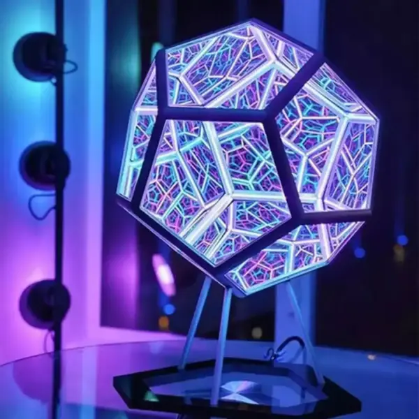 98773-ea7269.webp Colorful LED 3D Dodecahedron Night Light