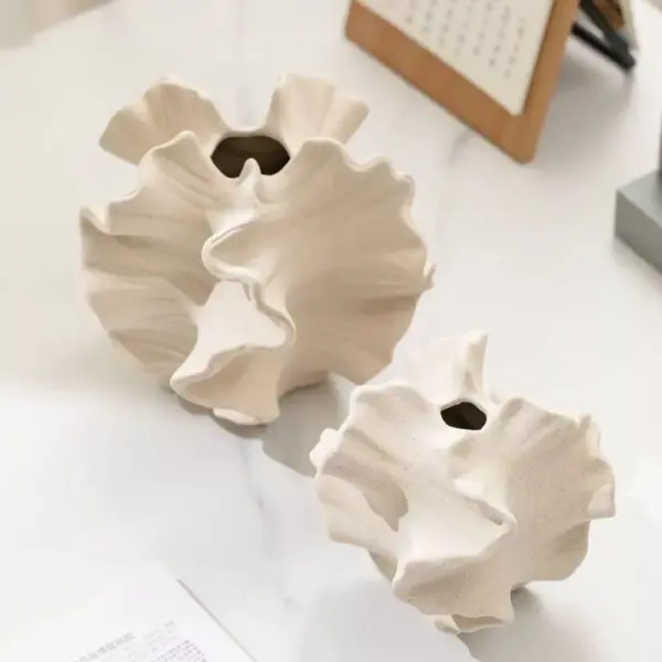 107460-76eff1.webp Nordic Art Ceramic Coral Vase