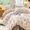 112336-985c64.webp Floral Jacquard Bedding Set