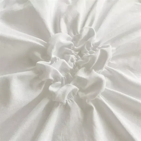 112338-155779.webp Luxury 3D Twist Flower Bedding Set