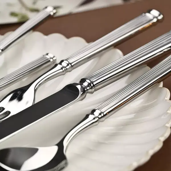Luxury 18/10 Stainless Steel 4-Piece Cutlery Set