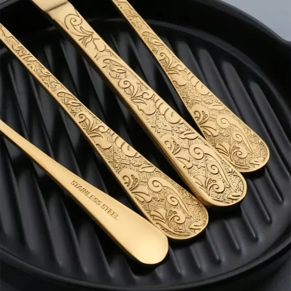111763-3c6454.webp Best 24 Piece Elegant Golden Cutlery Set